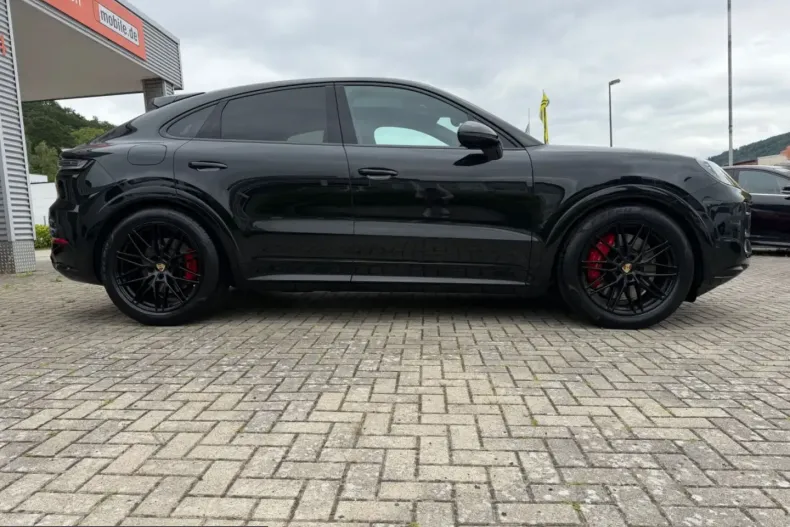 Porsche Cayenne din 2024 cu 34.350 km - oferta POR232331 - foto 4