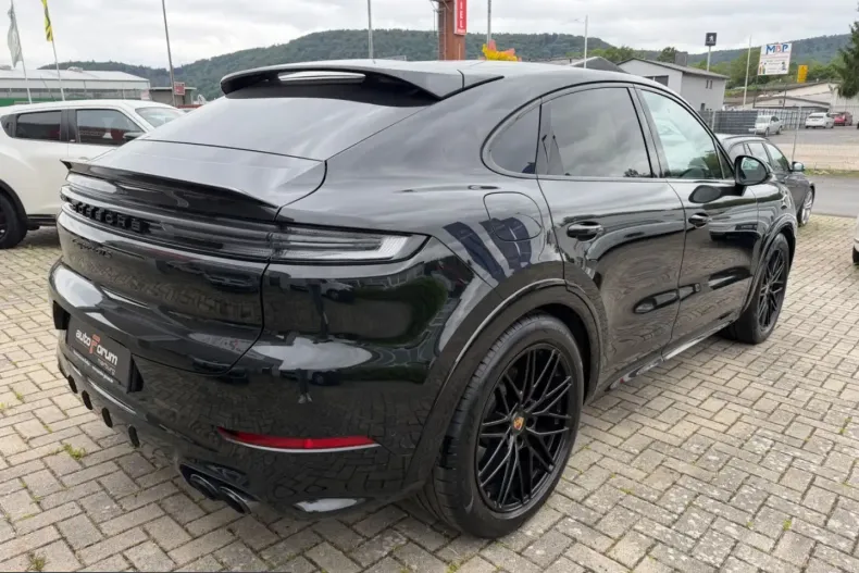 Porsche Cayenne din 2024 cu 34.350 km - oferta POR232331 - foto 5