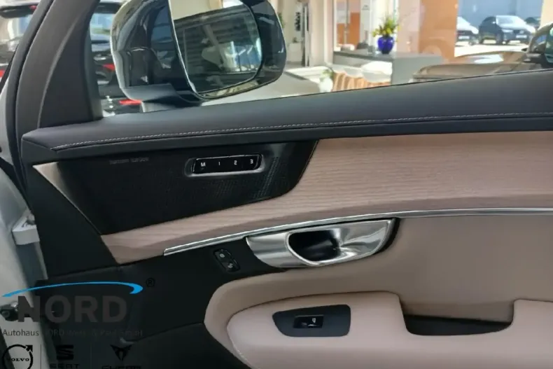 Volvo XC90 din 2025 cu 13.400 km - oferta VOL232343 - foto 29