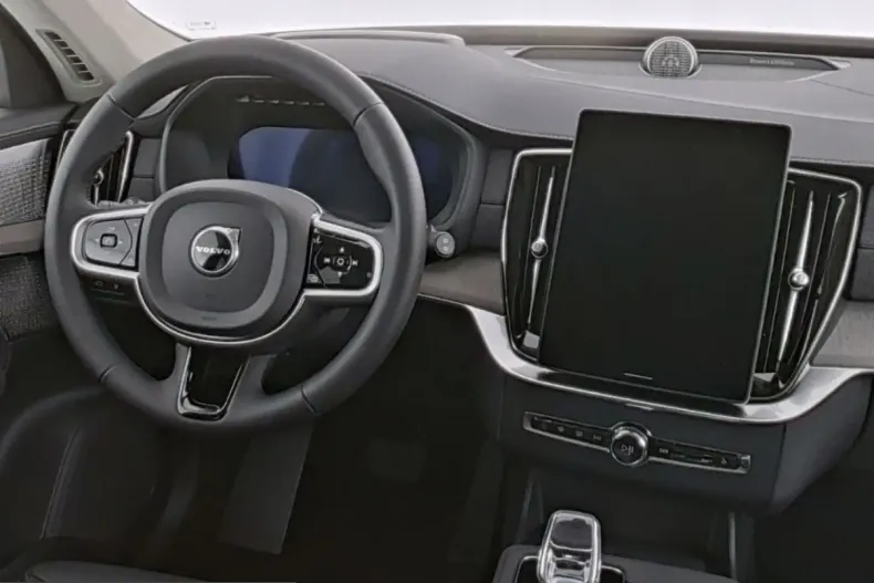 Volvo XC90 din 2025 cu 11.900 km - oferta VOL232344 - foto 8