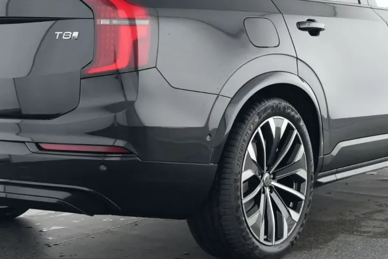 Volvo XC90 din 2025 cu 11.900 km - oferta VOL232344 - foto 11