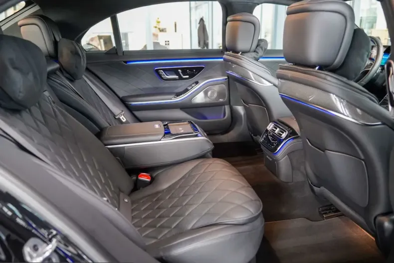 Mercedes-Benz S 500 (Clasa S) din 2025 cu 9.121 km - oferta MER232349 - foto 10