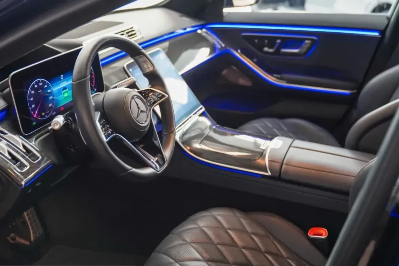 Mercedes-Benz S 500 (Clasa S) din 2025 cu 9.121 km - oferta MER232349 - foto 16