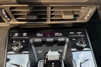 Porsche 992 din 2025 cu 2.380 km - oferta POR232353 - foto 7