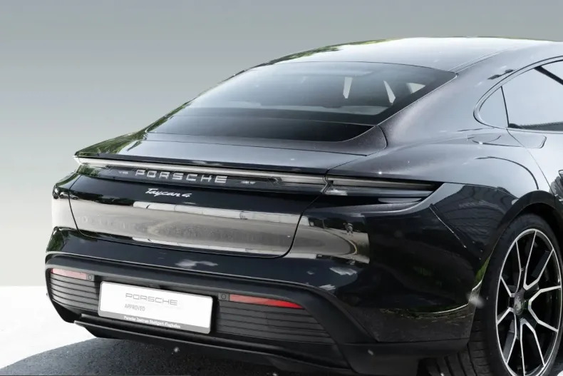 Porsche Taycan din 2025 cu 29.300 km - oferta POR232354 - foto 11