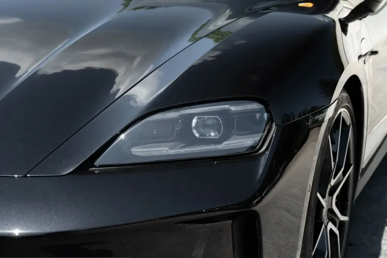 Porsche Taycan din 2025 cu 29.300 km - oferta POR232354 - foto 12