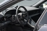 Porsche Taycan din 2025 cu 29.300 km - oferta POR232354 - foto 26