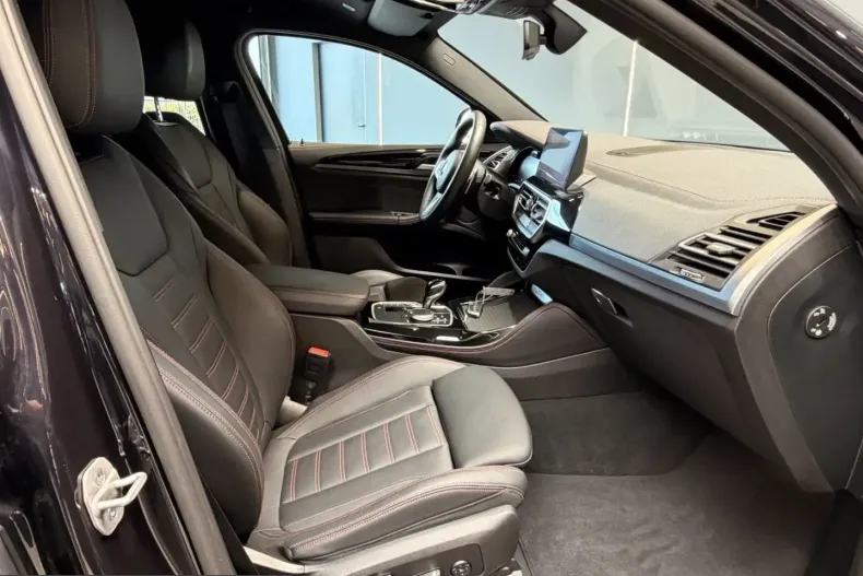 BMW X4 (Seria X) din 2024 cu 68.611 km - oferta BMW232369 - foto 14