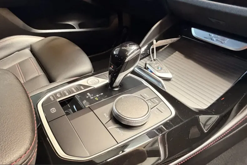 BMW X4 (Seria X) din 2024 cu 68.611 km - oferta BMW232369 - foto 15