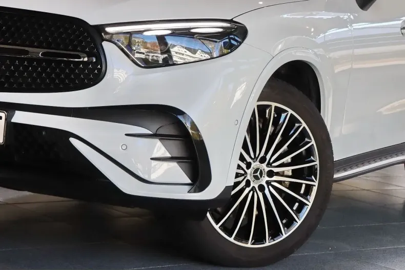 Mercedes-Benz GLC 450 (Clasa GLC) din 2024 cu 23.909 km - oferta MER232374 - foto 3