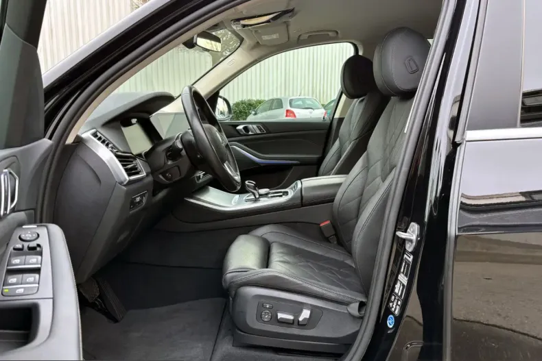 BMW X5 (Seria X) din 2022 cu 63.999 km - oferta BMW232379 - foto 3
