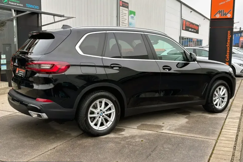 BMW X5 (Seria X) din 2022 cu 63.999 km - oferta BMW232379 - foto 18