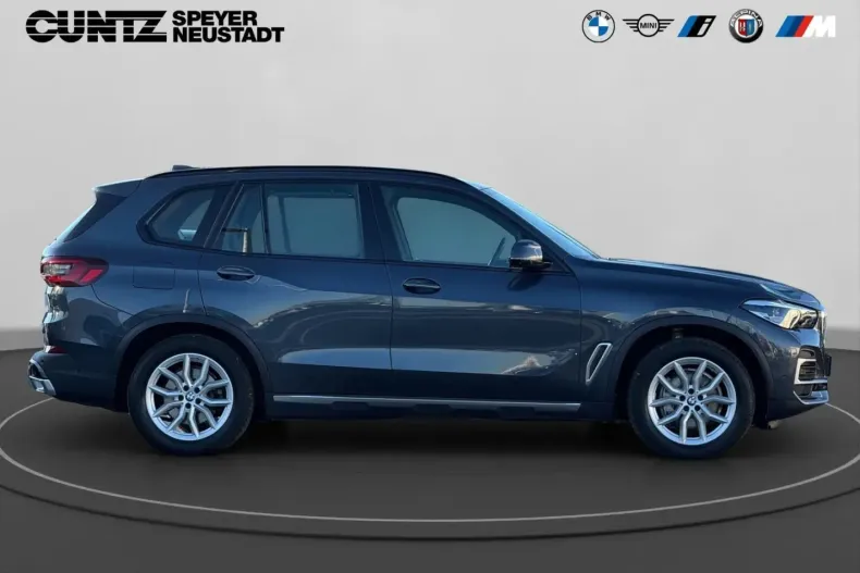 BMW X5 (Seria X) din 2022 cu 69.366 km - oferta BMW232380 - foto 4