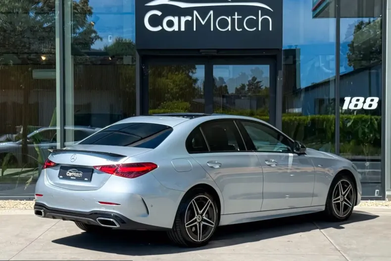 Mercedes-Benz C 300 (Clasa C) din 2025 cu 11.900 km - oferta MER232388 - foto 4