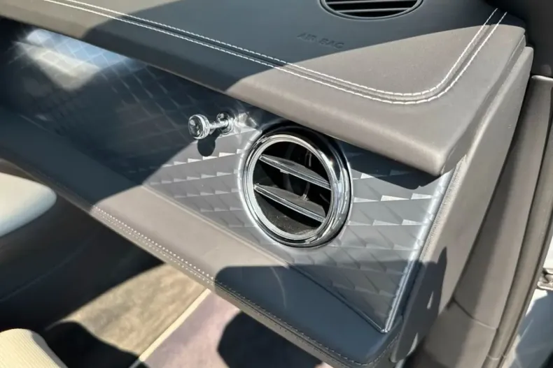 Bentley Bentayga din 2023 cu 40.243 km - oferta BEN232393 - foto 21