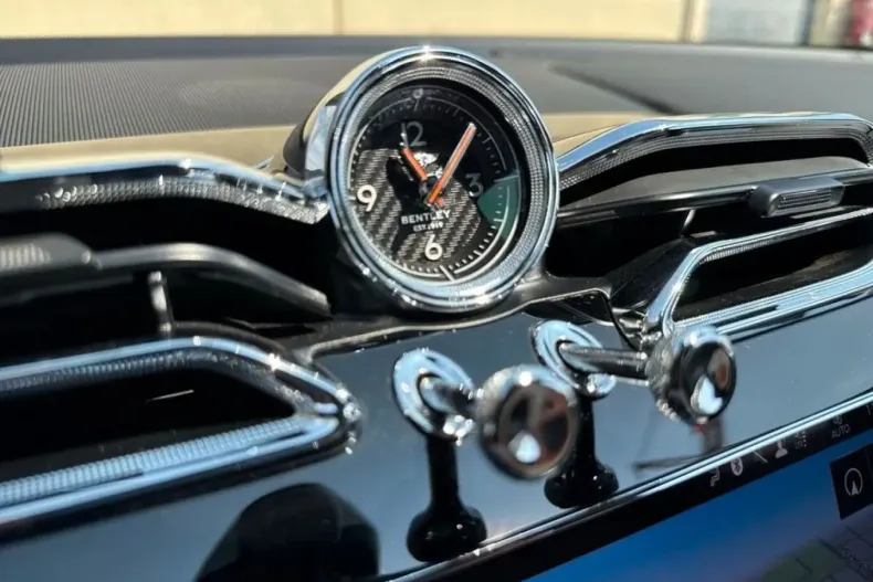 Bentley Bentayga din 2023 cu 40.243 km - oferta BEN232393 - foto 31