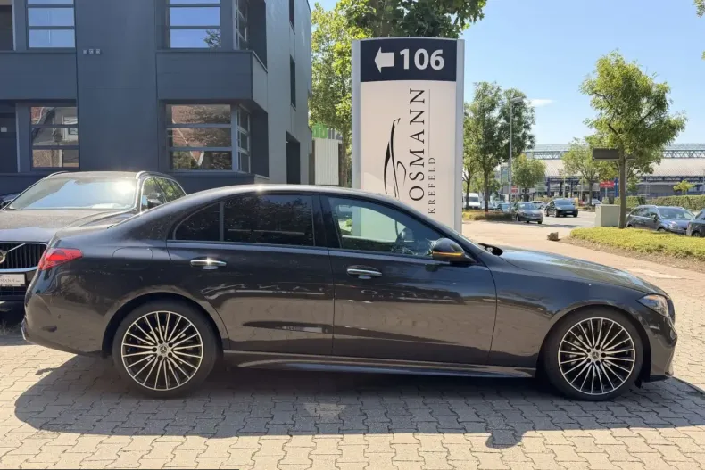 Mercedes-Benz C 300 (Clasa C) din 2024 cu 9.649 km - oferta MER232395 - foto 2