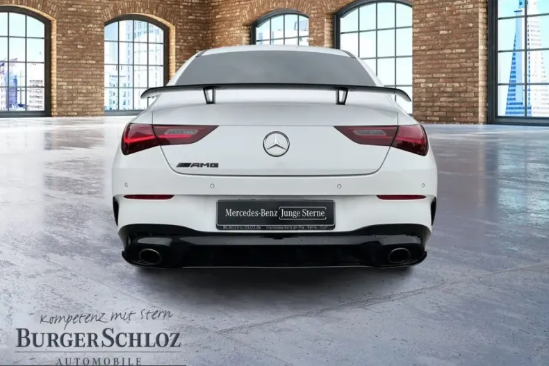 Mercedes-Benz CLA 35 AMG (Clasa CLA) din 2024 cu 21.000 km - oferta MER232401 - foto 6