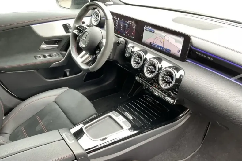 Mercedes-Benz CLA 35 AMG (Clasa CLA) din 2024 cu 21.000 km - oferta MER232401 - foto 10