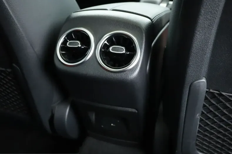 Mercedes-Benz CLA 45 AMG (Clasa CLA) din 2021 cu 50.655 km - oferta MER232402 - foto 24