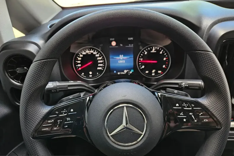Mercedes-Benz Vito din 2025 cu 12.572 km - oferta MER232407 - foto 13