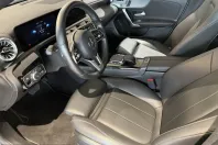 Mercedes-Benz CLA 200 (Clasa CLA) din 2022 cu 39.105 km - oferta MER232411 - foto 5