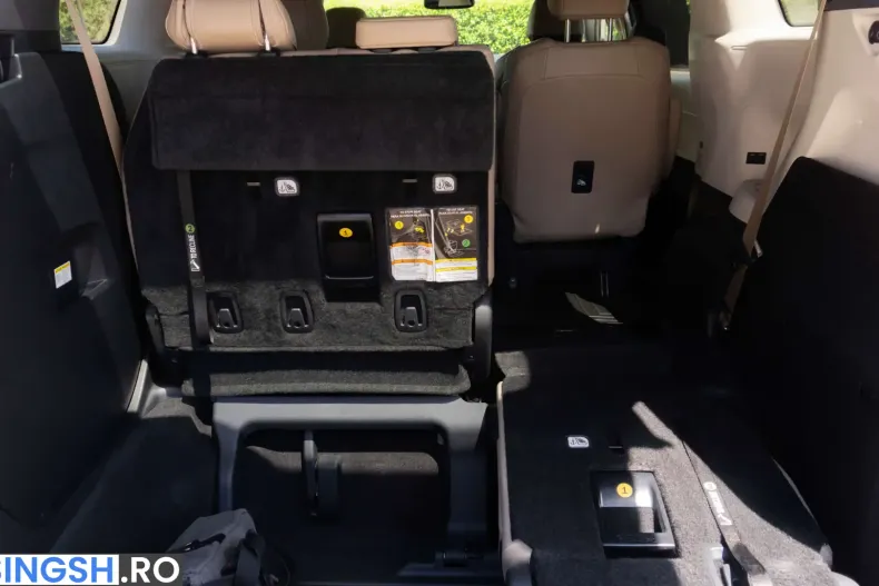 Toyota Sienna din 2023 cu 18.030 km - oferta TOY232418 - foto 35