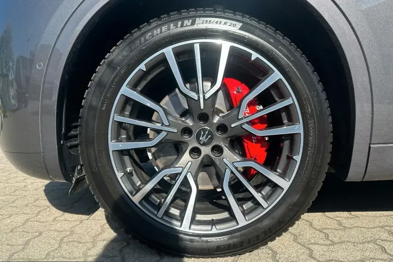 Maserati Grecale din 2023 cu 25.500 km - oferta MAS232419 - foto 2