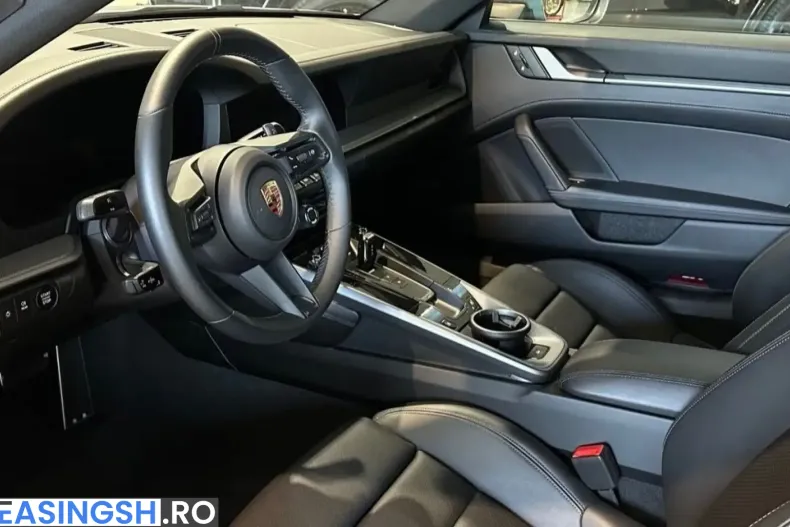Porsche 992 din 2025 cu 4.700 km - oferta POR232426 - foto 3