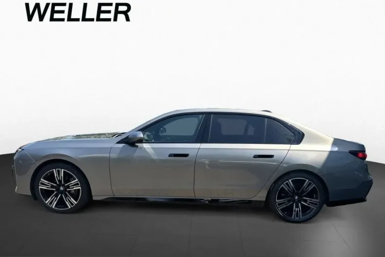 BMW 740 (Seria 7) din 2025 cu 26.065 km - oferta BMW232428 - foto 9