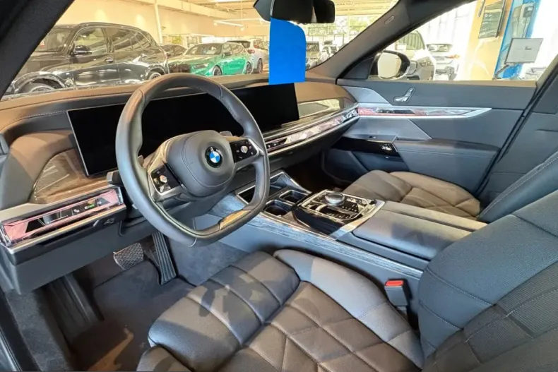 BMW 740 (Seria 7) din 2025 cu 28.899 km - oferta BMW232430 - foto 12