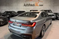 BMW 750 (Seria 7) din 2021 cu 121.724 km - oferta BMW232434 - foto 2