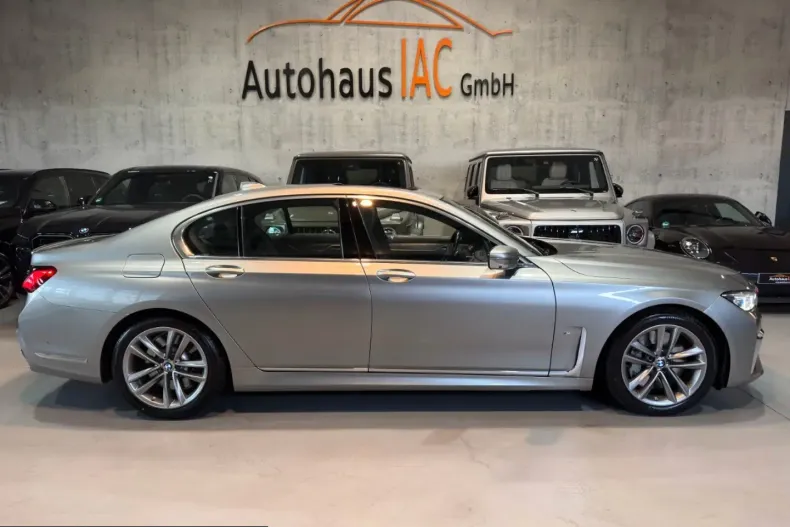BMW 750 (Seria 7) din 2021 cu 121.724 km - oferta BMW232434 - foto 7