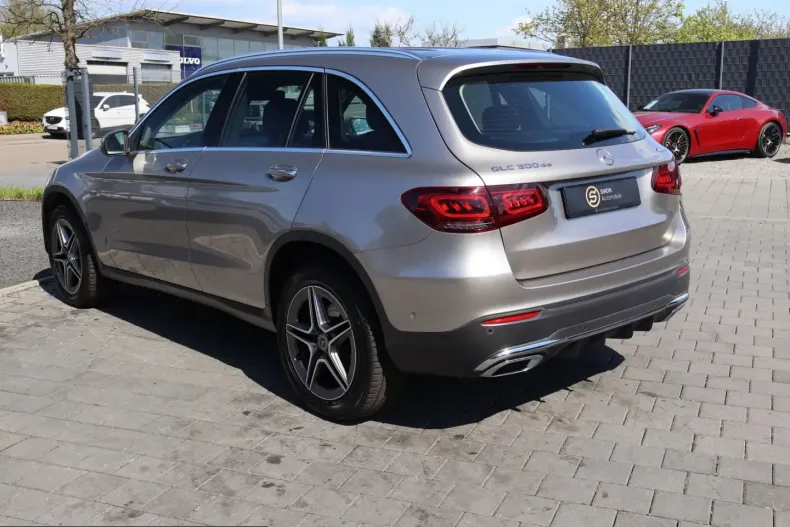 Mercedes-Benz GLC 300 (Clasa GLC) din 2021 cu 99.800 km - oferta MER232441 - foto 6
