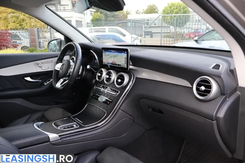 Mercedes-Benz GLC 300 (Clasa GLC) din 2021 cu 99.800 km - oferta MER232441 - foto 24