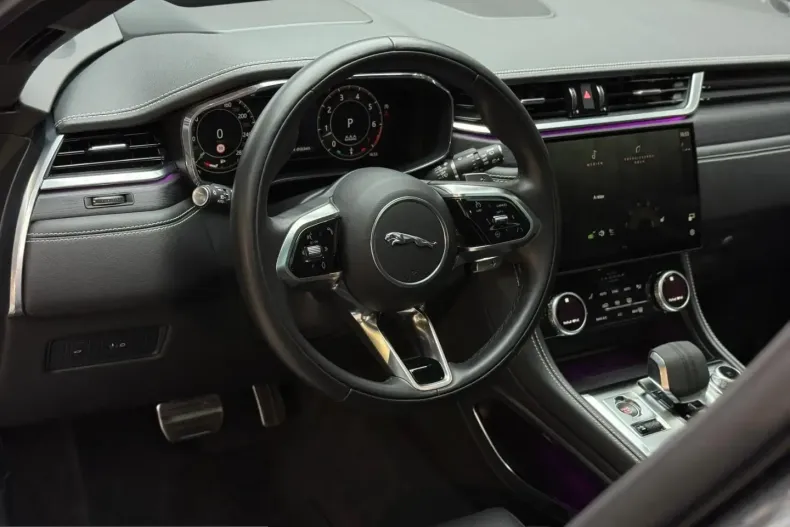 Jaguar F-Pace din 2024 cu 47.401 km - oferta JAG232446 - foto 14