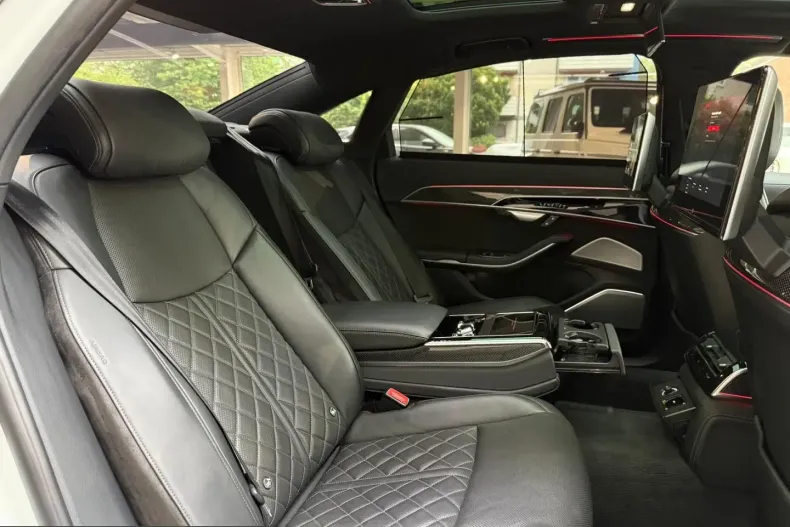 Audi A8 din 2023 cu 100.000 km - oferta AUD232449 - foto 24