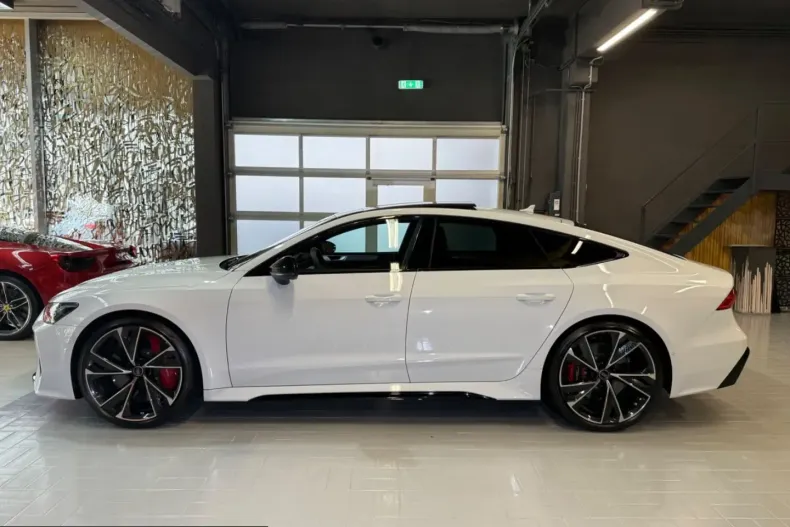Audi RS7 din 2025 cu 10.500 km - oferta AUD232451 - foto 8