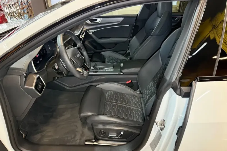Audi RS7 din 2025 cu 10.500 km - oferta AUD232451 - foto 16