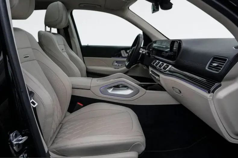 Mercedes-Benz GLE 63 AMG (Clasa GLE) din 2024 cu 32.150 km - oferta MER232454 - foto 6