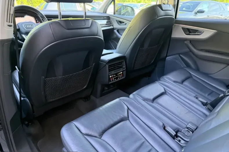 Audi Q7 din 2022 cu 44.000 km - oferta AUD232457 - foto 5