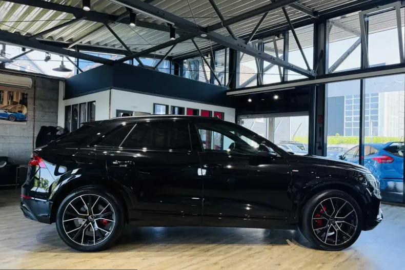 Audi Q8 din 2023 cu 11.628 km - oferta AUD232464 - foto 9