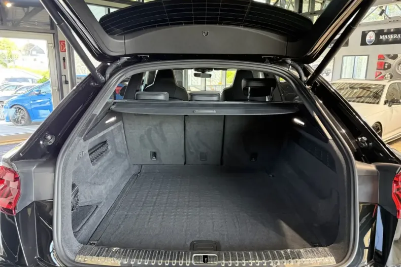 Audi Q8 din 2023 cu 11.628 km - oferta AUD232464 - foto 11