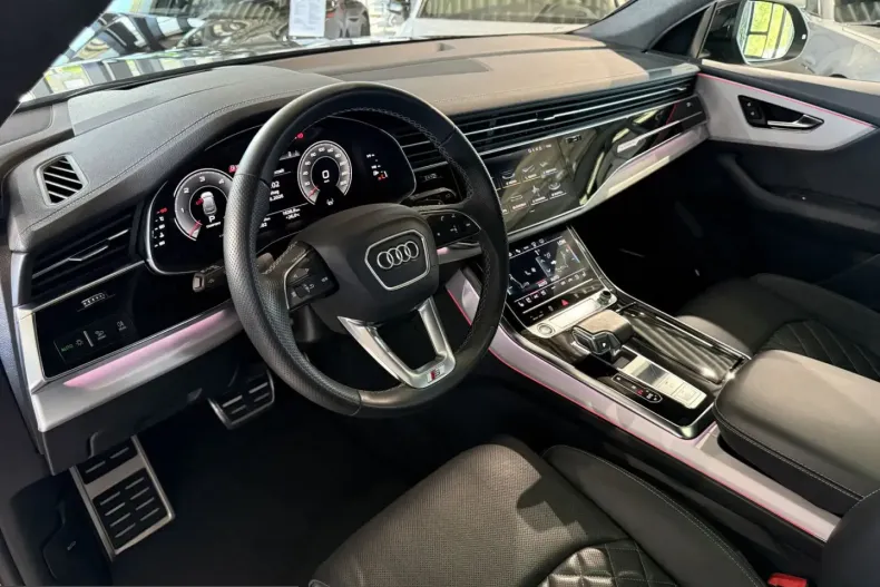 Audi Q8 din 2023 cu 11.628 km - oferta AUD232464 - foto 13