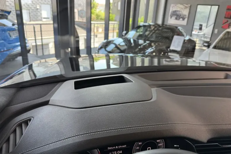 Audi Q8 din 2023 cu 11.628 km - oferta AUD232464 - foto 27