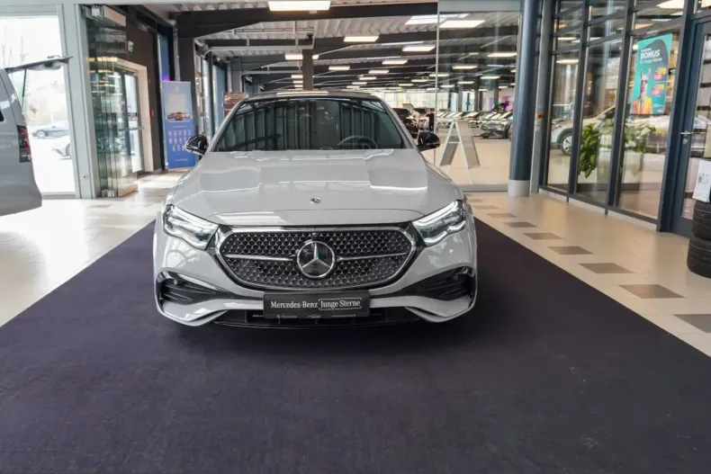 Mercedes-Benz E 450 (Clasa E) din 2025 cu 23.656 km - oferta MER232469 - foto 2
