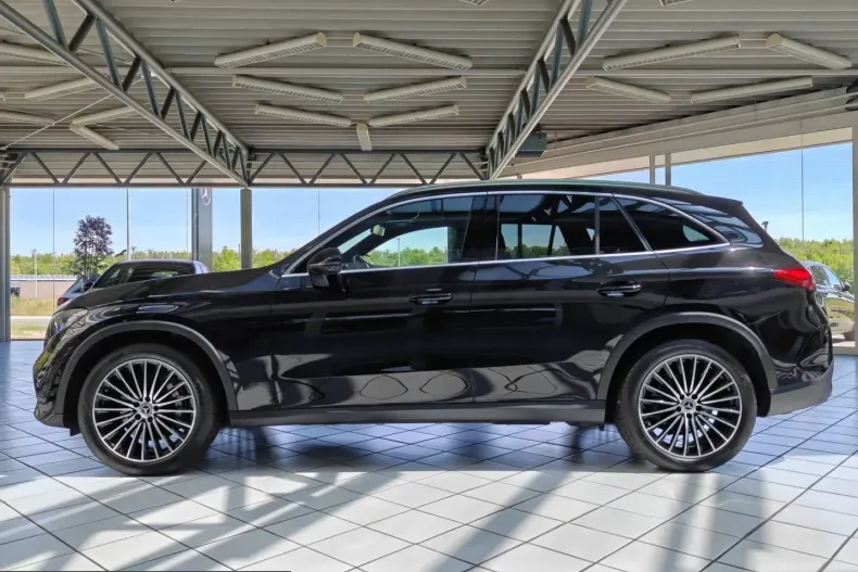 Mercedes-Benz GLC 300 (Clasa GLC) din 2023 cu 32.506 km - oferta MER232471 - foto 6