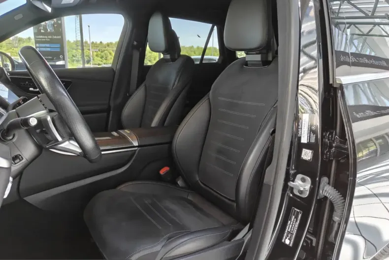 Mercedes-Benz GLC 300 (Clasa GLC) din 2023 cu 32.506 km - oferta MER232471 - foto 10