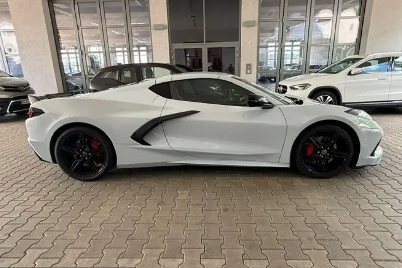 Corvette C8 din 2022 cu 32.500 km - oferta COR232475 - foto 4