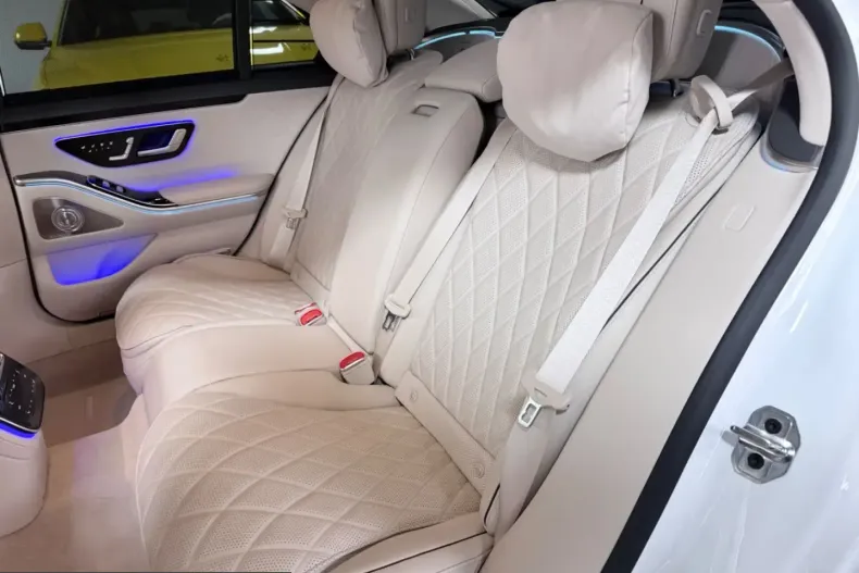 Mercedes-Benz S 450 (Clasa S) din 2025 cu 10.000 km - oferta MER232476 - foto 16